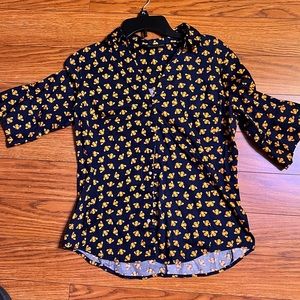 New York & company honey bee top